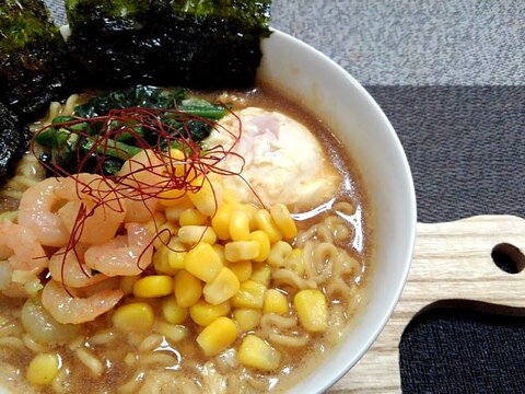 海老とほうれん草コーンのお酒ちょい足し味噌ラーメン